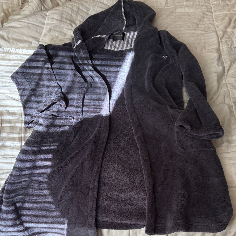 Victoria‎ secret robe